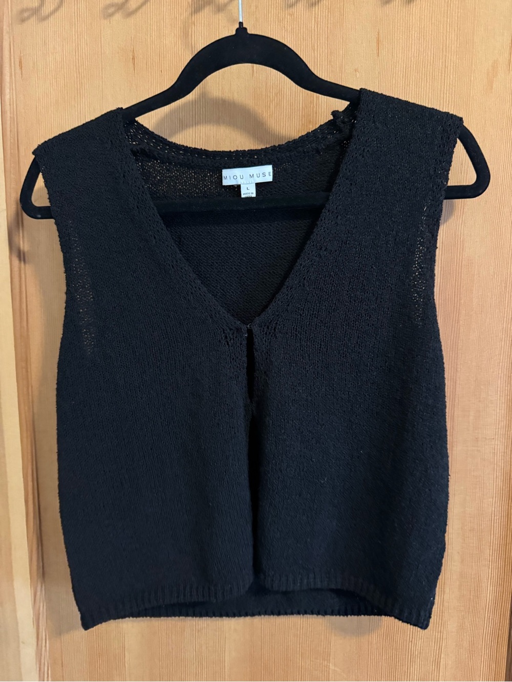 Milou Muse Black V-Neck Knit Vest